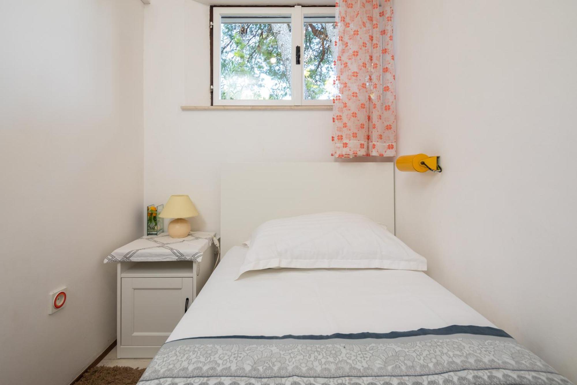Urban Edge - Beach Apartments 오미스 외부 사진